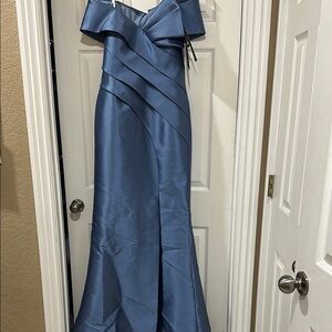 Off-Shoulder Blue Satin Mermaid Wedding Dress